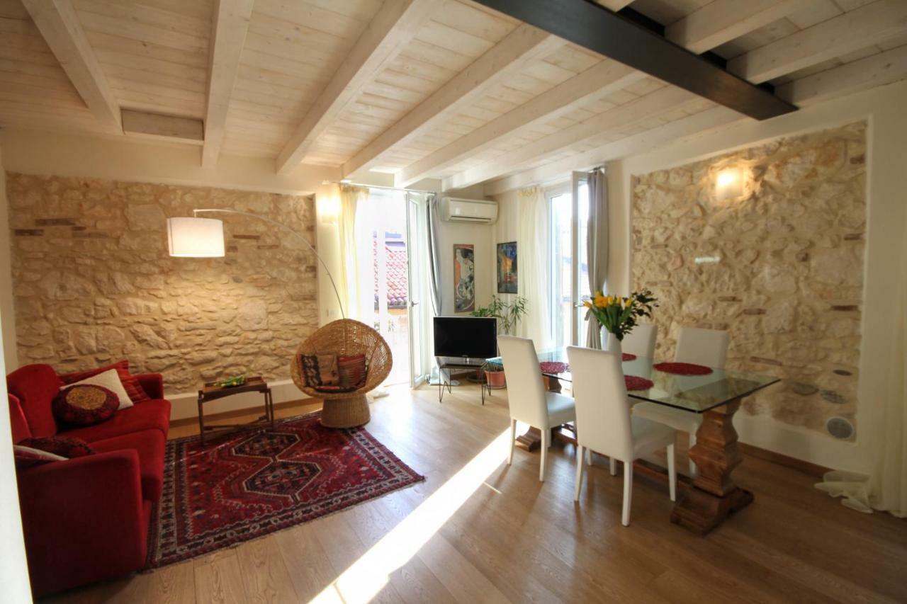 Casa Angie Appartement Verona Buitenkant foto