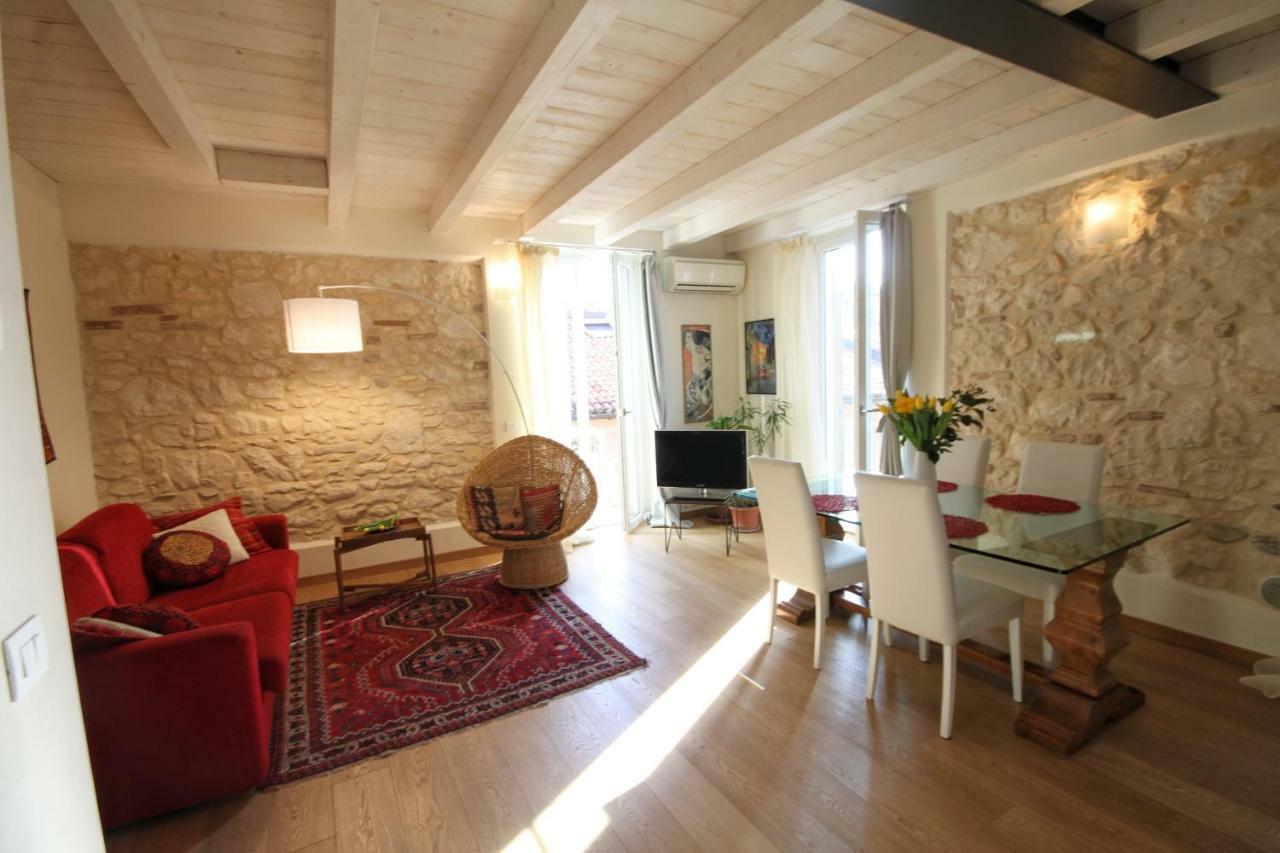 Casa Angie Appartement Verona Buitenkant foto