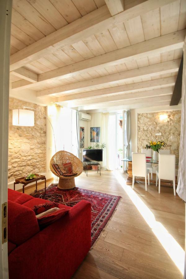 Casa Angie Appartement Verona Buitenkant foto