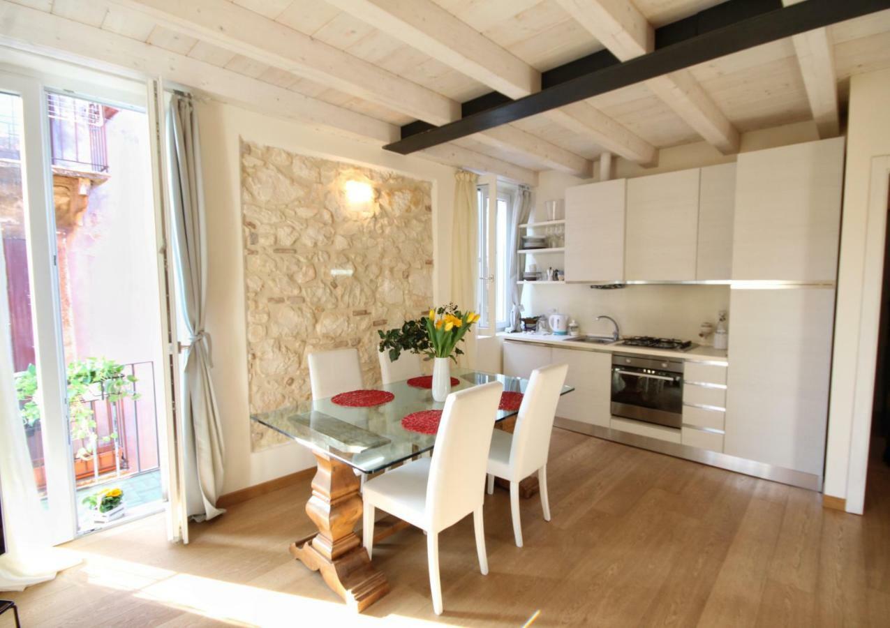 Casa Angie Appartement Verona Buitenkant foto